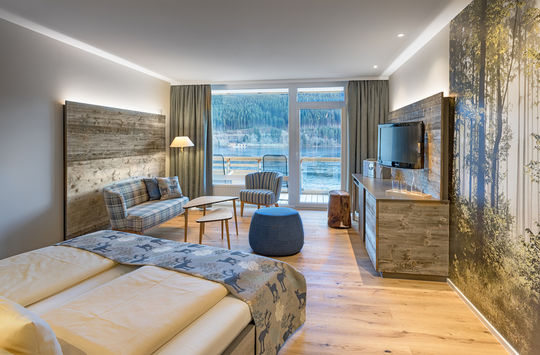 Modernes Doppelzimmer Heimat mit Seeblick auf den Titisee