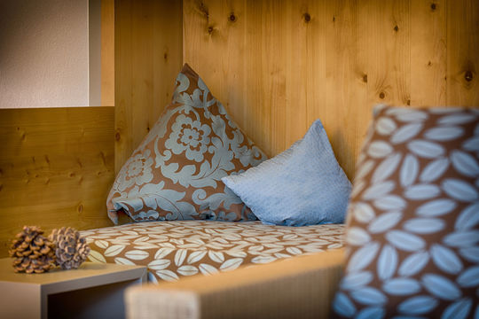 Sofa mit Kissen Suite De Luxe/Zimmer/ Seehotel Wiesler
